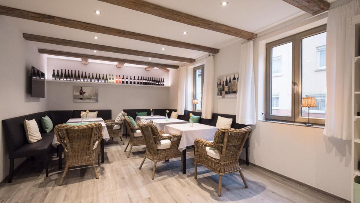 Exnicrum Wein . Genuss . Hotel Hessigheim Екстериор снимка